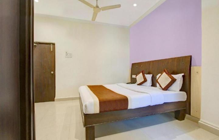 Blossoms Room The Plaza-Luxury Collection- Lakdikapul Hyderabad Exterior foto